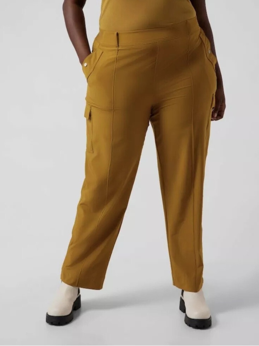 Athleta Vienna Cargo Pants Mustard Gold Wide Leg Utility Travel Size 12